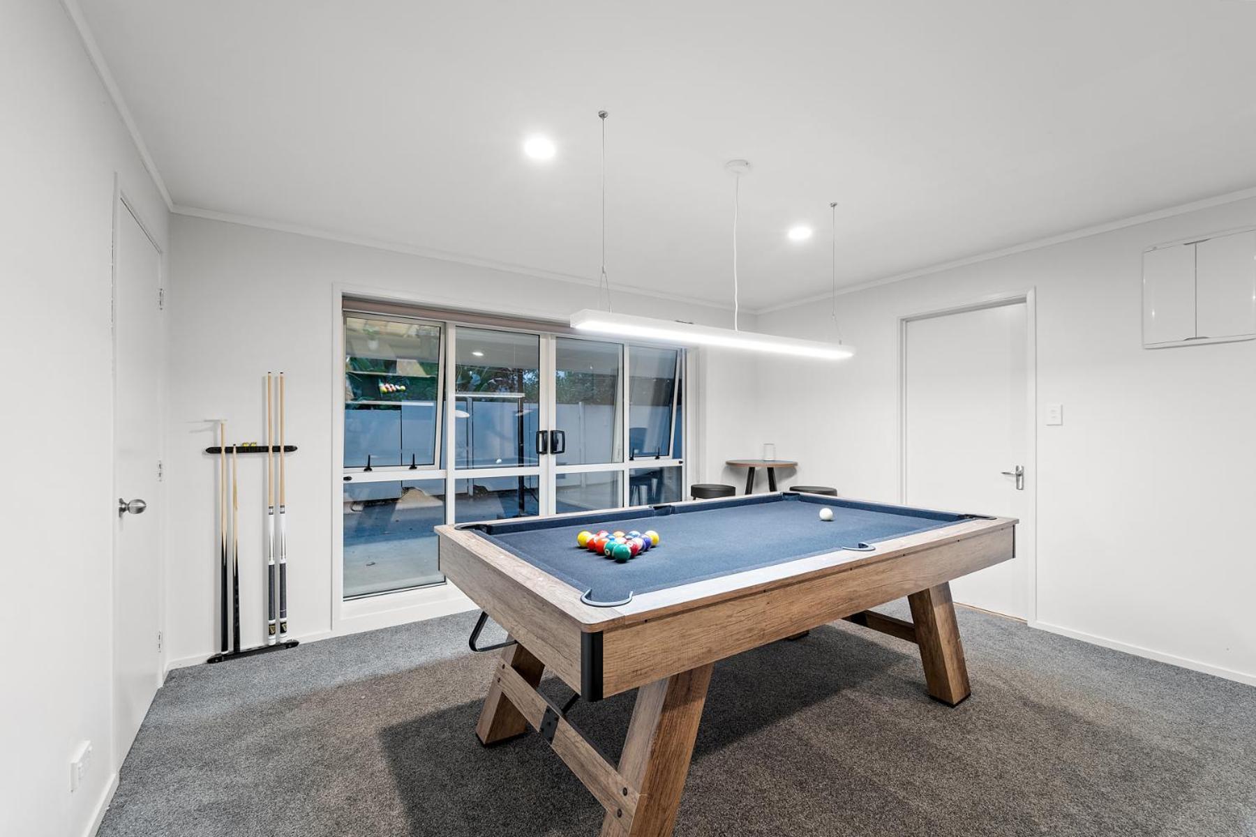 Entire House With Pool, Spa Auckland Exteriör bild
